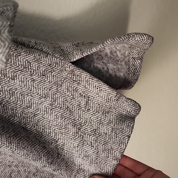 Land’s End Herringbone Cowl Neck Sweater - Picture 8 of 10